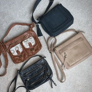 Set of 4 cross body bags